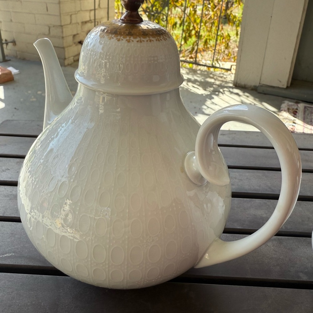 Vintage Rosenthal Romanze Quatre Couleaus Teapot with Creamer